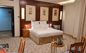 فندق جوار المدينة